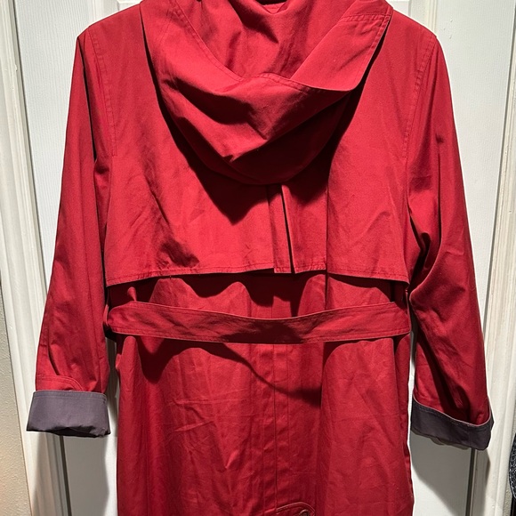 Vintage London Fog Women's Scarlet Trench Coat - Picture 2 of 5